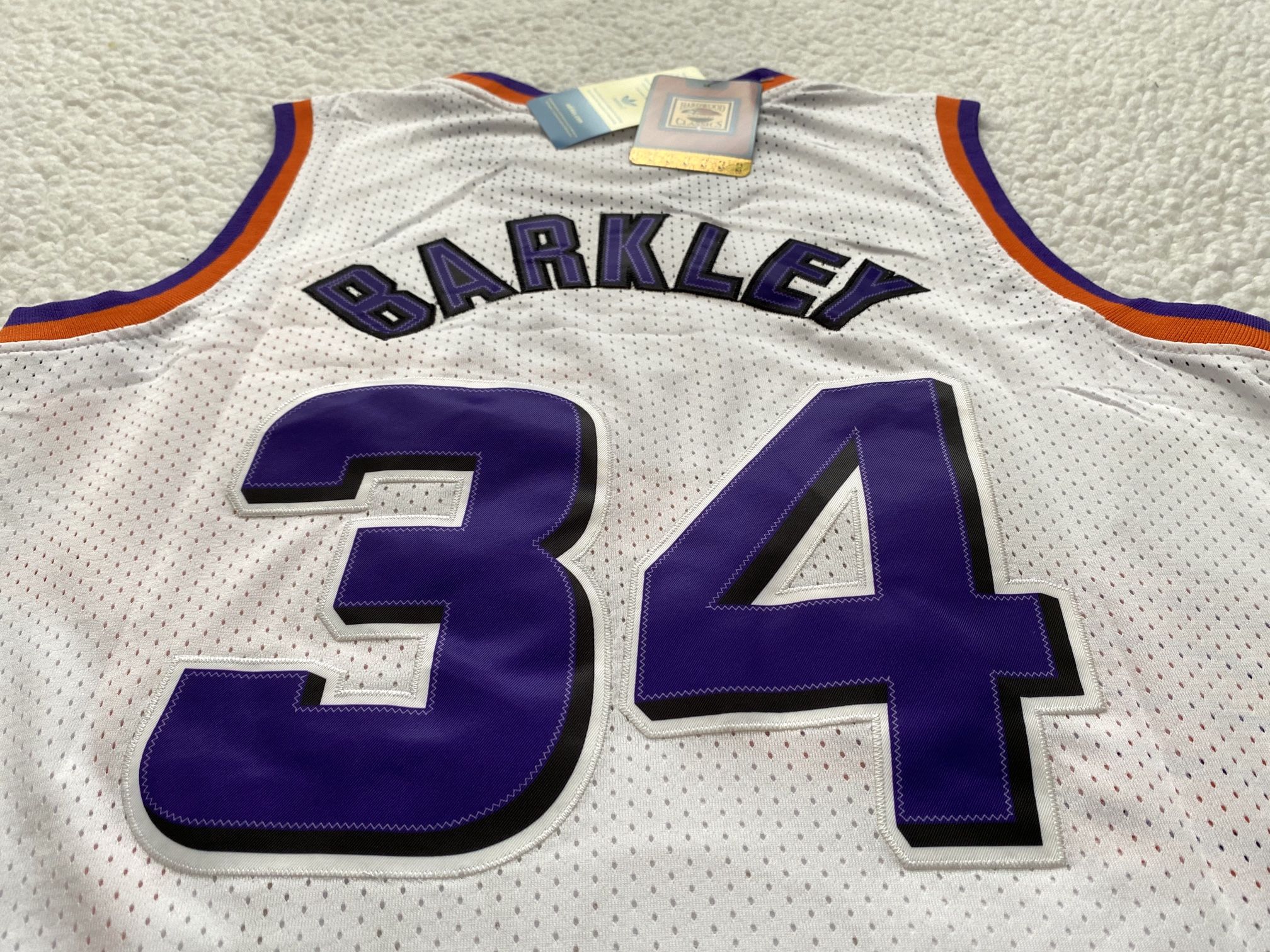 Charles Barkley Phoenix Suns Basketball Jersey - NBA Retro Vintage White Basketball Jersey - Brand New - Menโs - Size L / XL