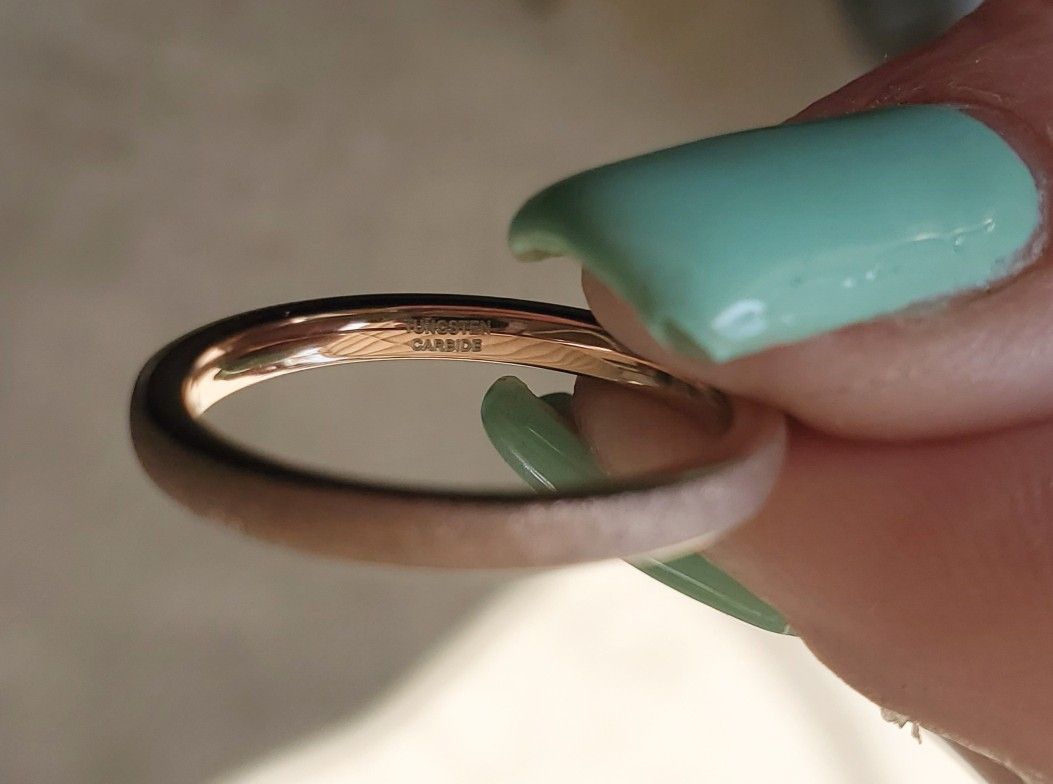 Tungsten Sandblast Rose Gold Color Band.... Size 5