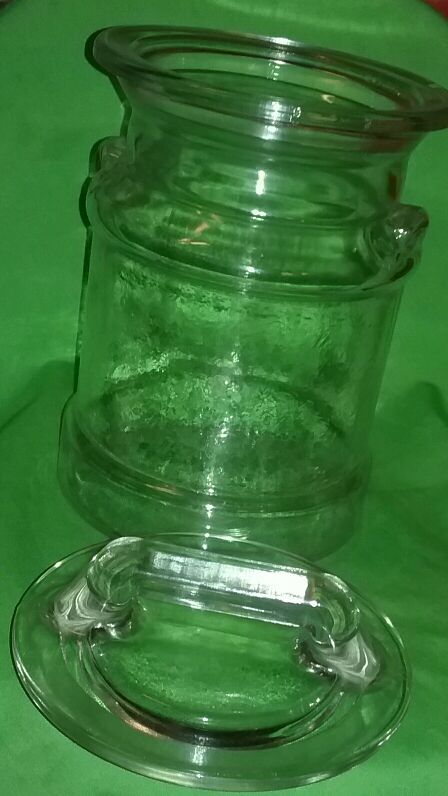 Clear cookie and snack jar