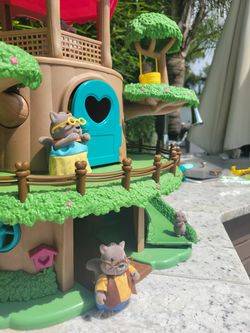 Lil Woodzeez Treehouse Playset With Squirrel Family Thumbnail