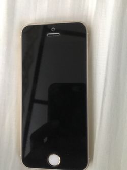 Iphone Se Model A1662 With Mophie Charger Case Screen Locked Great Condition For Sale In Palm Springs Fl Offerup