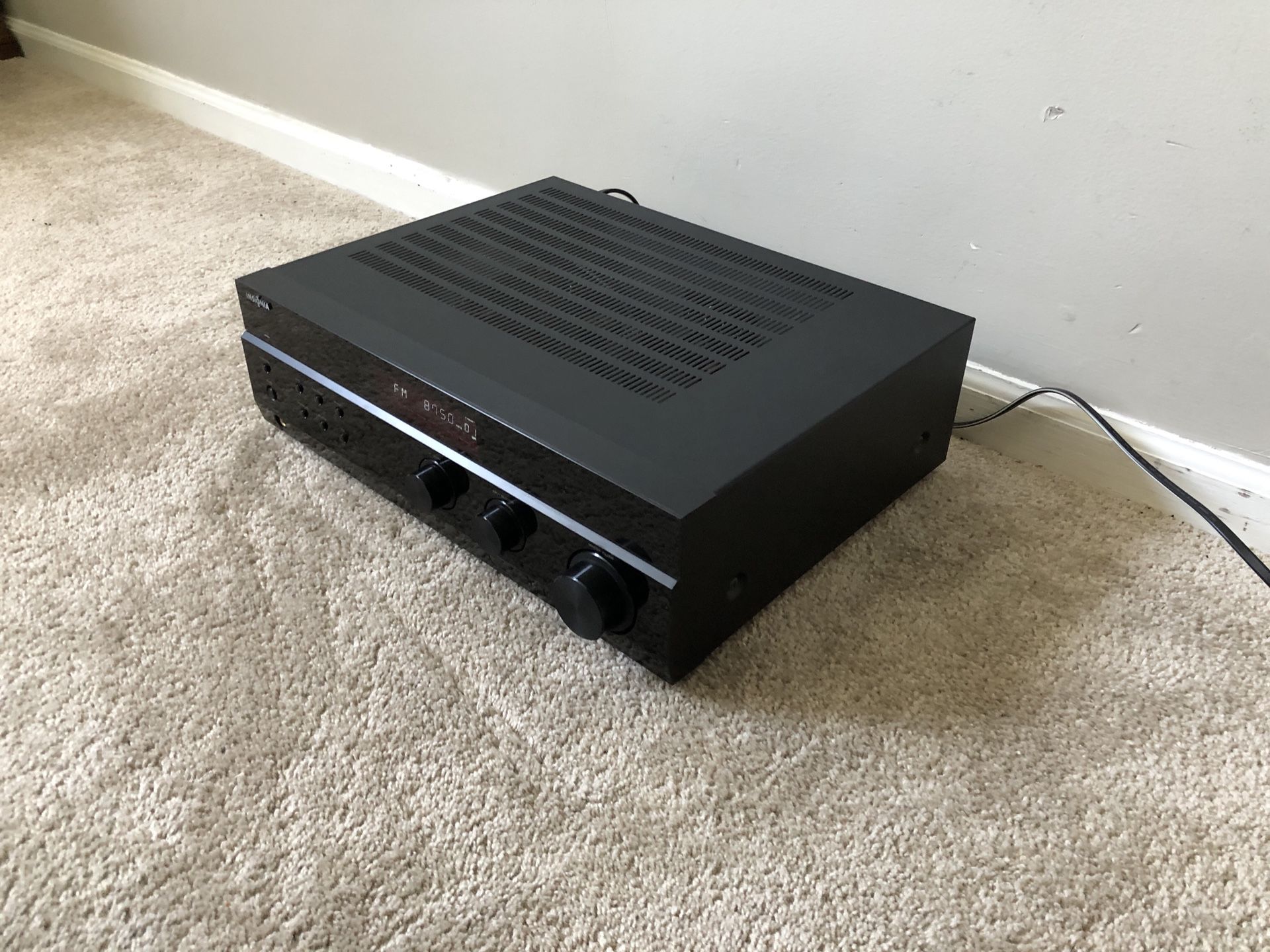 Insignia NSR2001 Home Stereo Receiver for Sale in Mount Prospect, IL