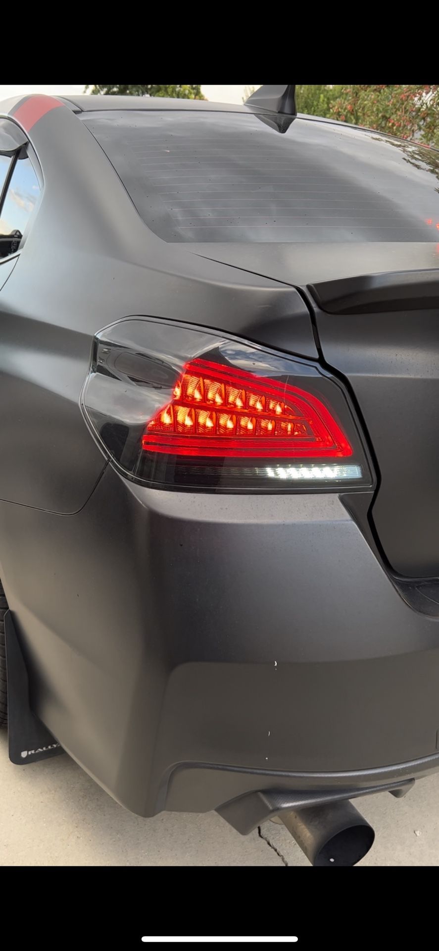 OLM Spec CR Sequential Tail Lights