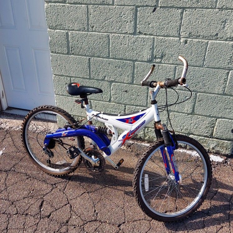 21 Speed Mountain Bike 24"