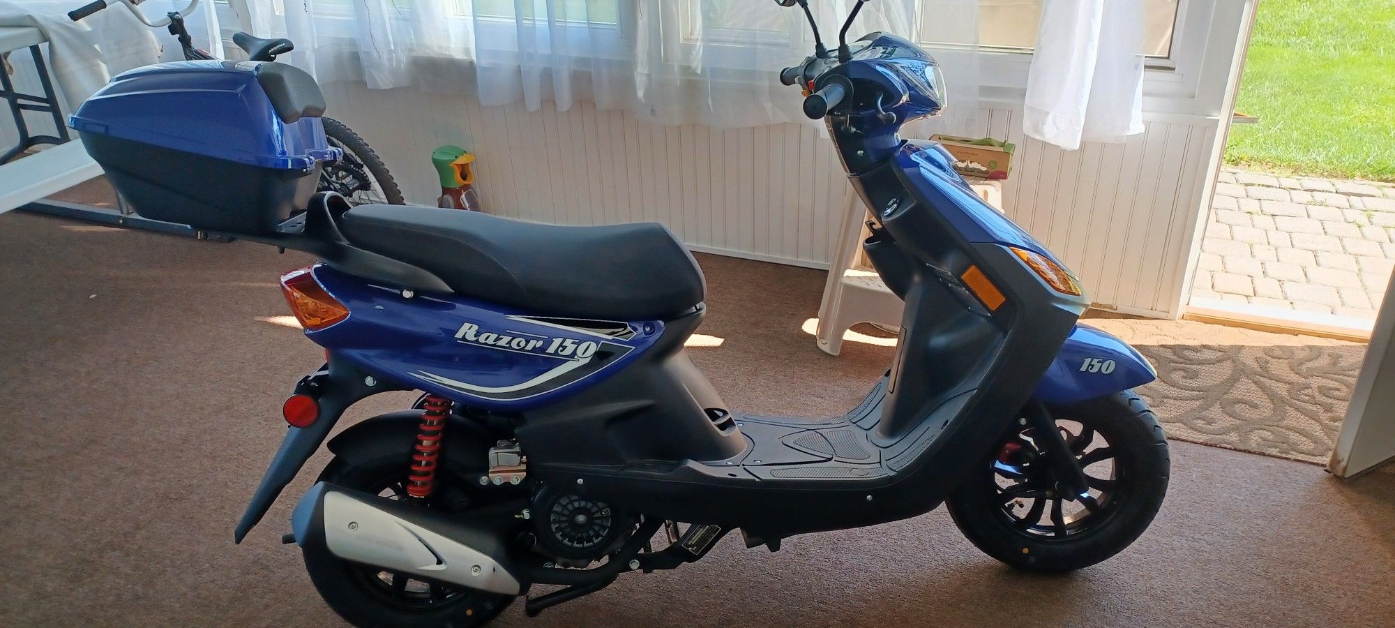 2022 Brand new Razor 150cc Scooter