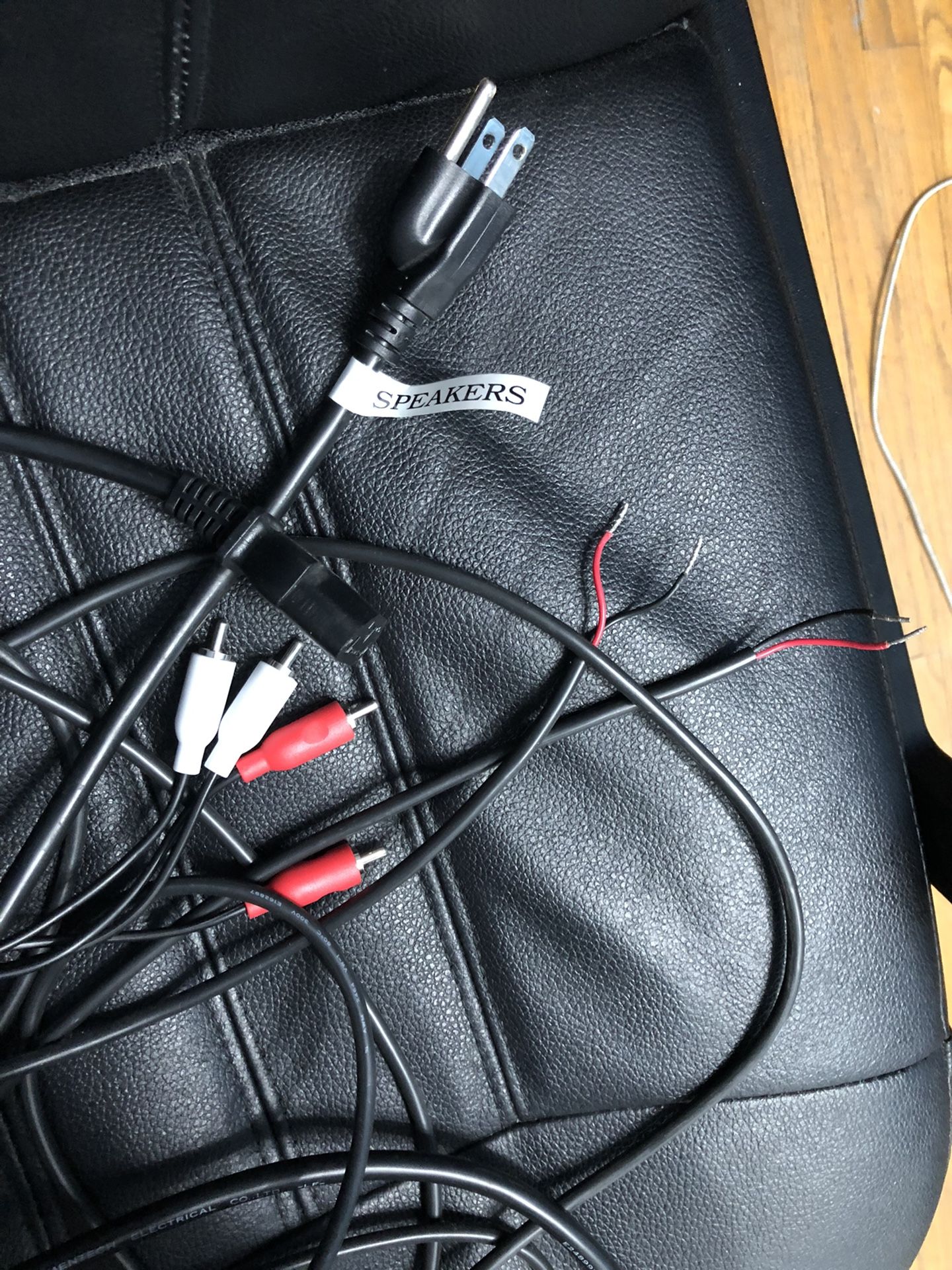 Klipsch R-15PM Active Speakers