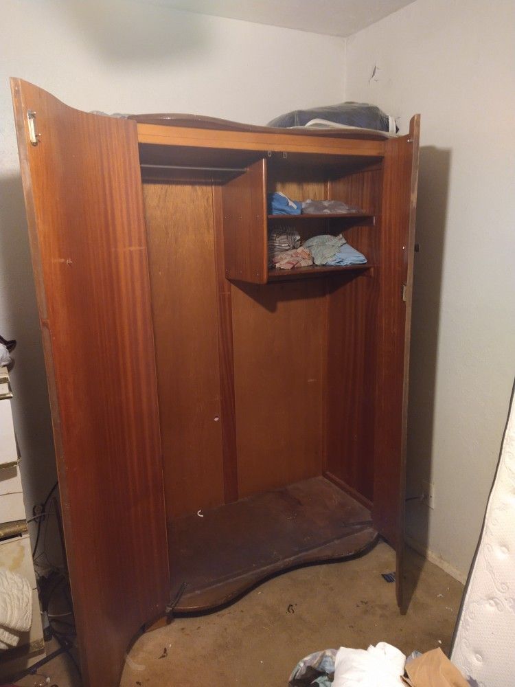 Vintage Wardrobe Armoire Ncc1969 Oak