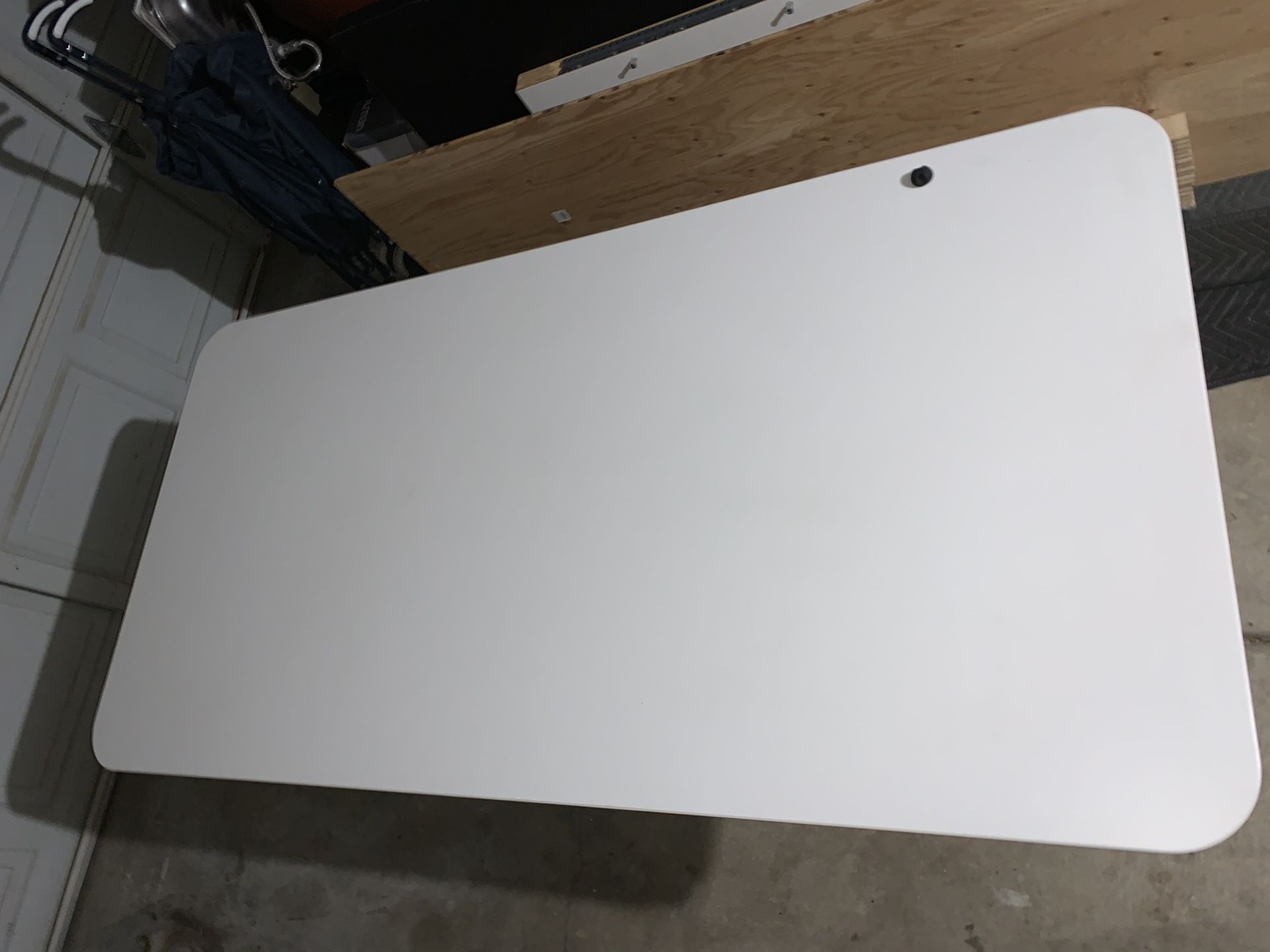 IKEA bekant Desk