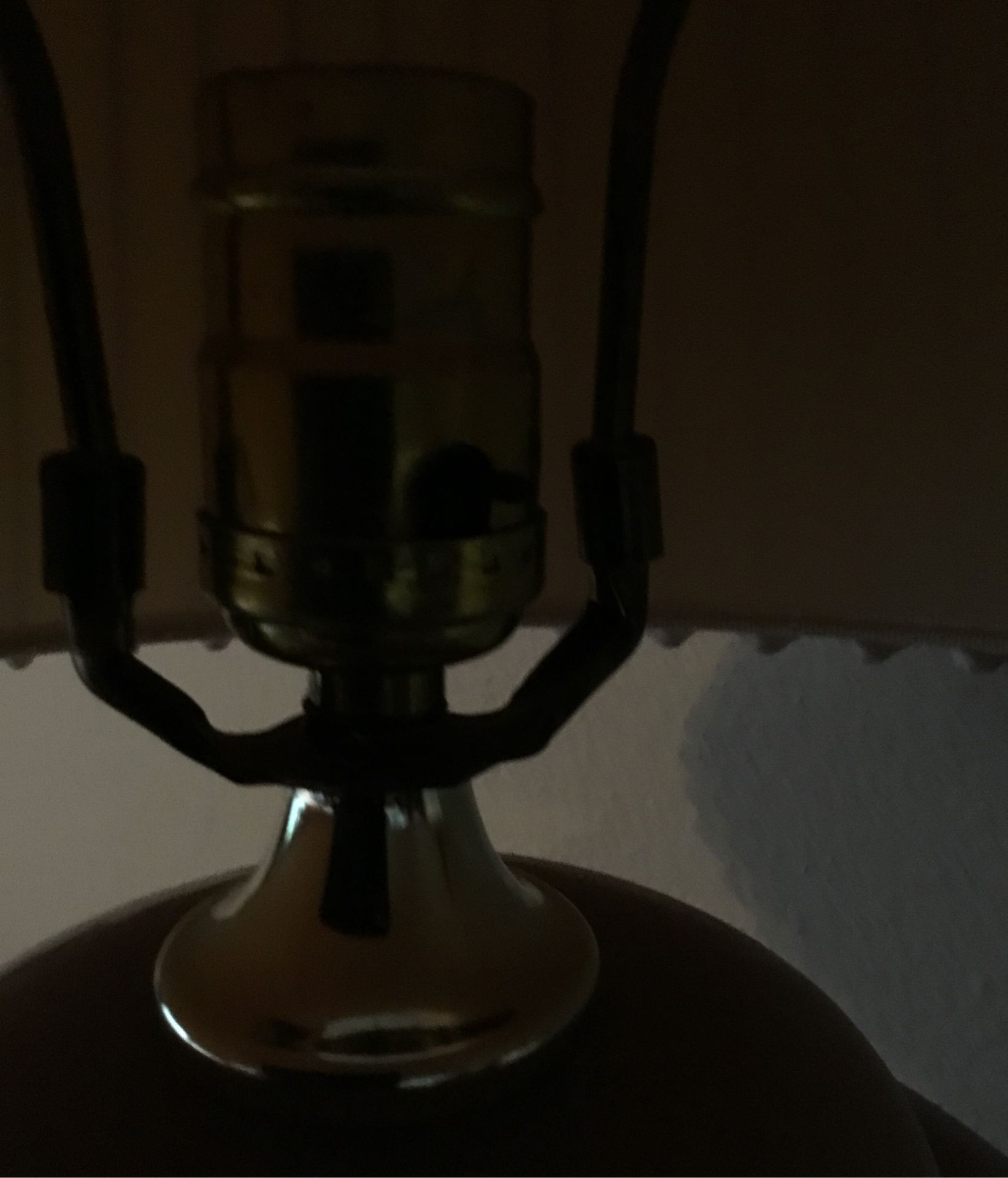 Table lamp