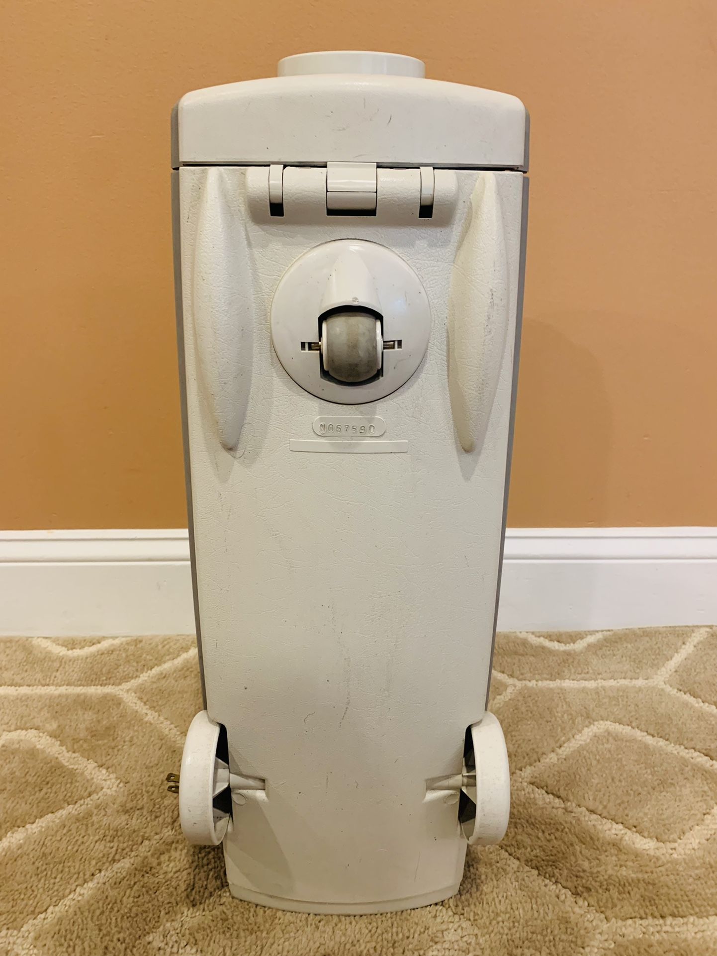 Electrolux bare floor canister vacuum cleaner