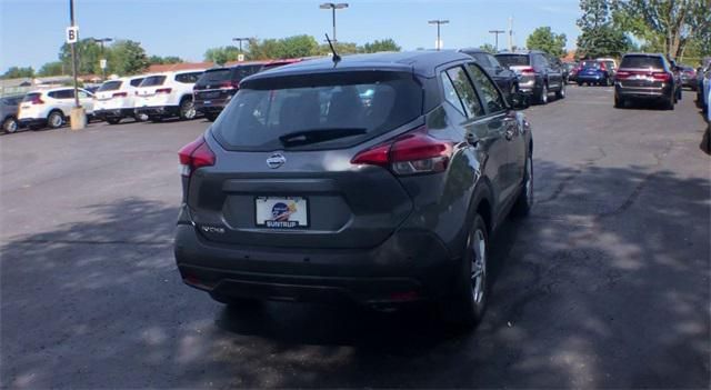 2020 Nissan Kicks