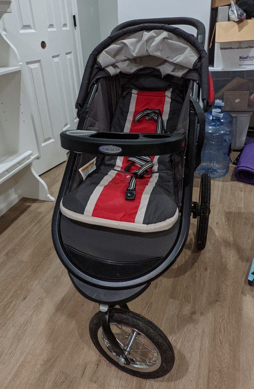 Graco Stroller And Car Seat Travel System $100 OBO