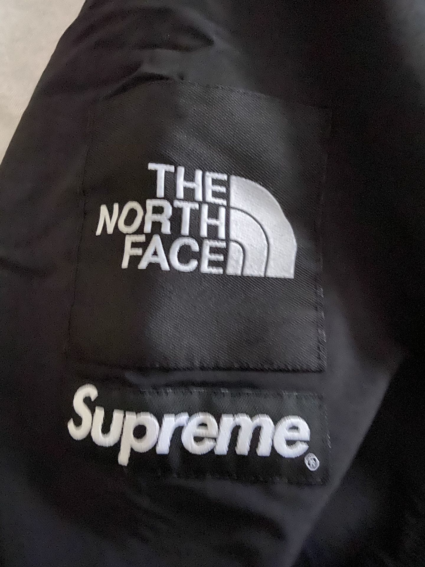 Black Supreme north face fleece