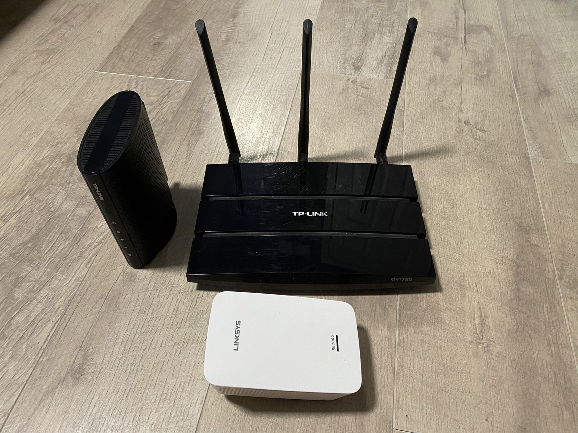 Cable modem, wifi router and wifi range extender