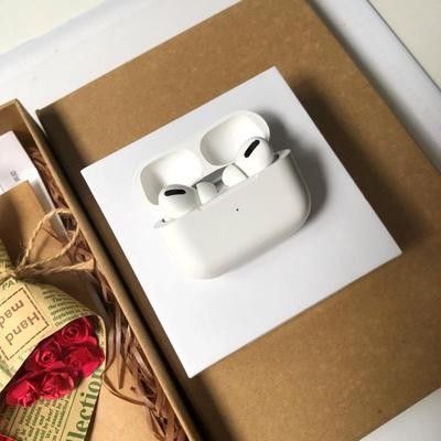 Bluetooth headset wireless high value and high sound quality suitable for agedsfged