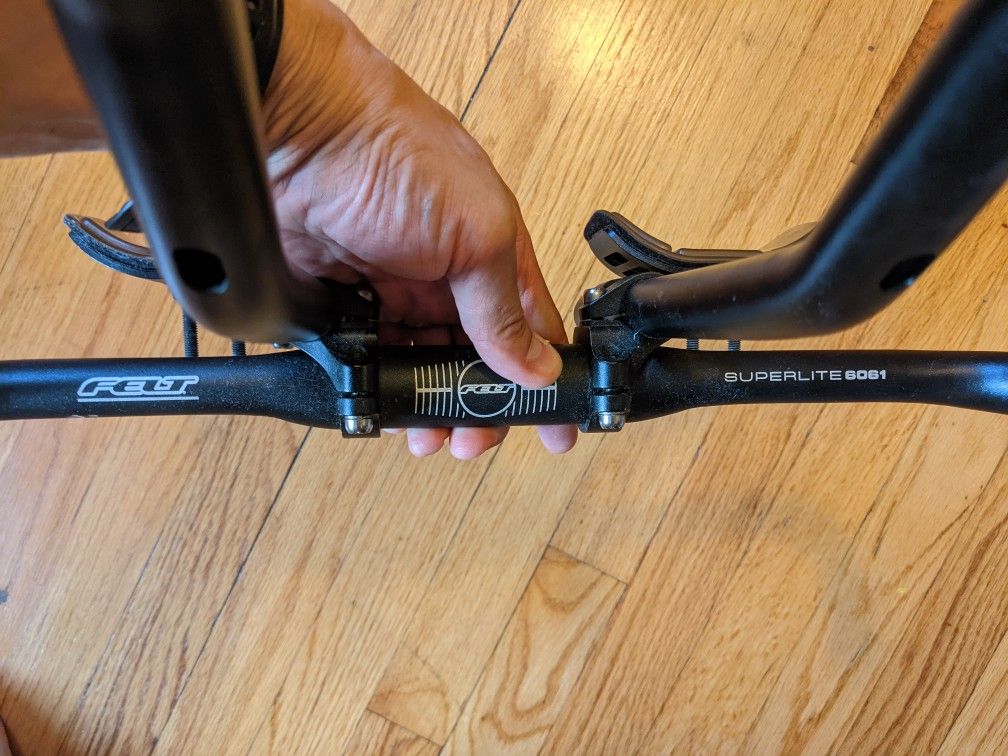 Felt. Triathlon bar. Rudder. Model superlite 6061