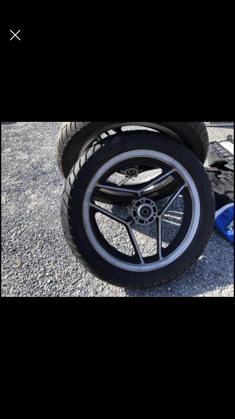 Honda CBR tires and rims
