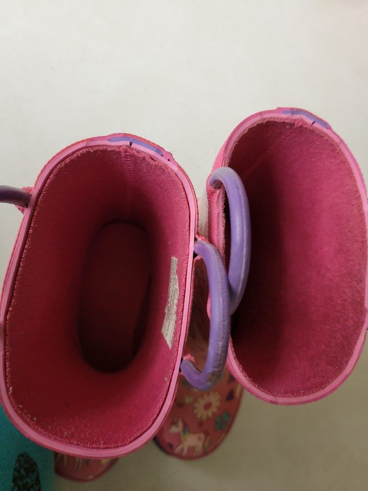 Lily and Dan unicorn Rain boots Size 9 - 10 kids