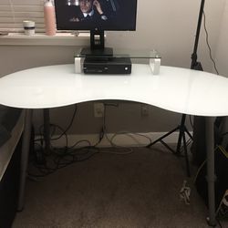 Desk and Gaming Chair Thumbnail
