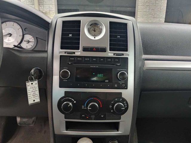 2010 Chrysler 300 Series