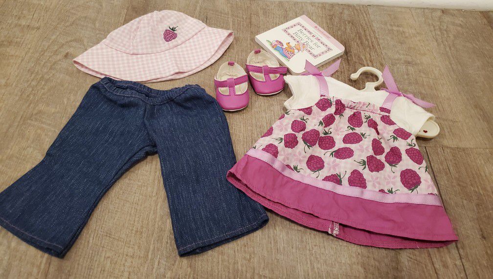 American Girl Bitty Baby Bitty Berry Outfit Inc. Book. Retired.
