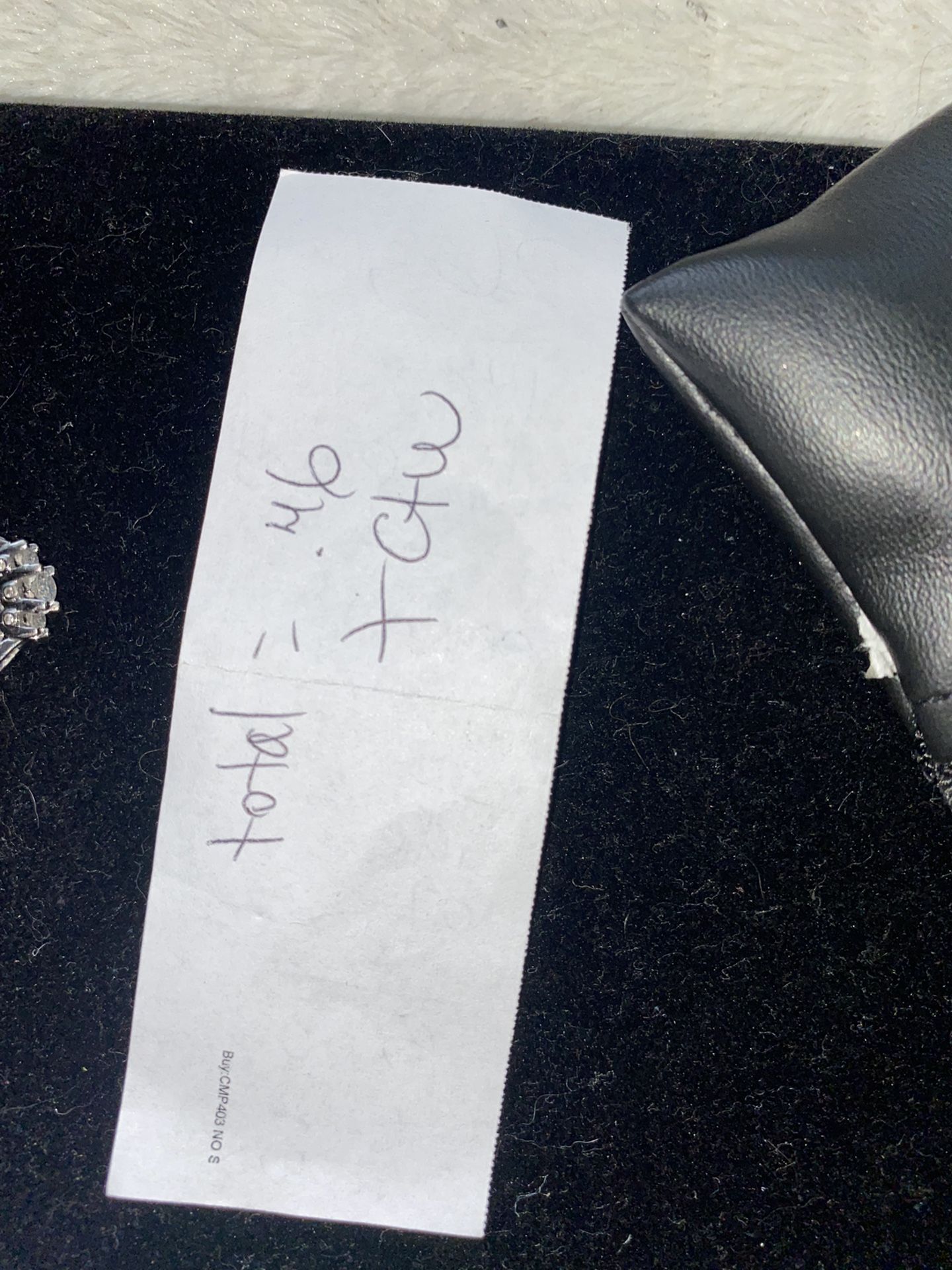 2.6 gram of white gold .46 karot diamond
