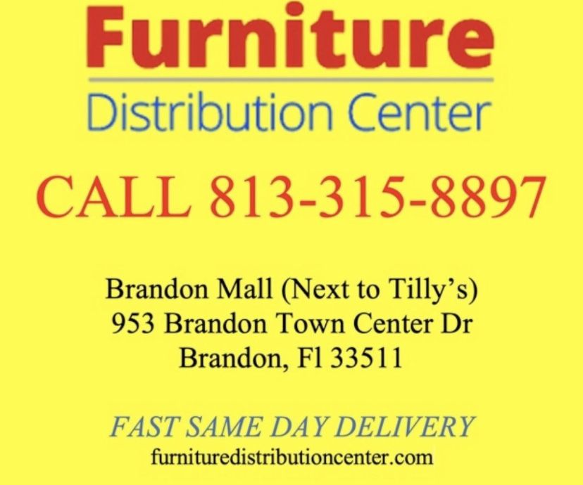 Kelly Dining Table With Four Chairs 🪑 Brandon Mall!! 🛍 Come In Today For FAST Delivery! 🚚💨 No Credit Needed!
