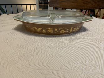 Vintage Pyrex Oval  Divided Serving Dish Early American  Thumbnail