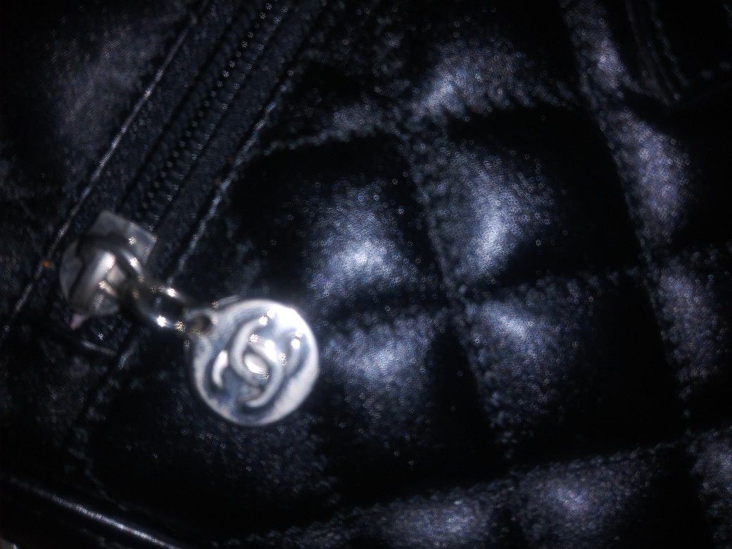 Chanel messenger bag