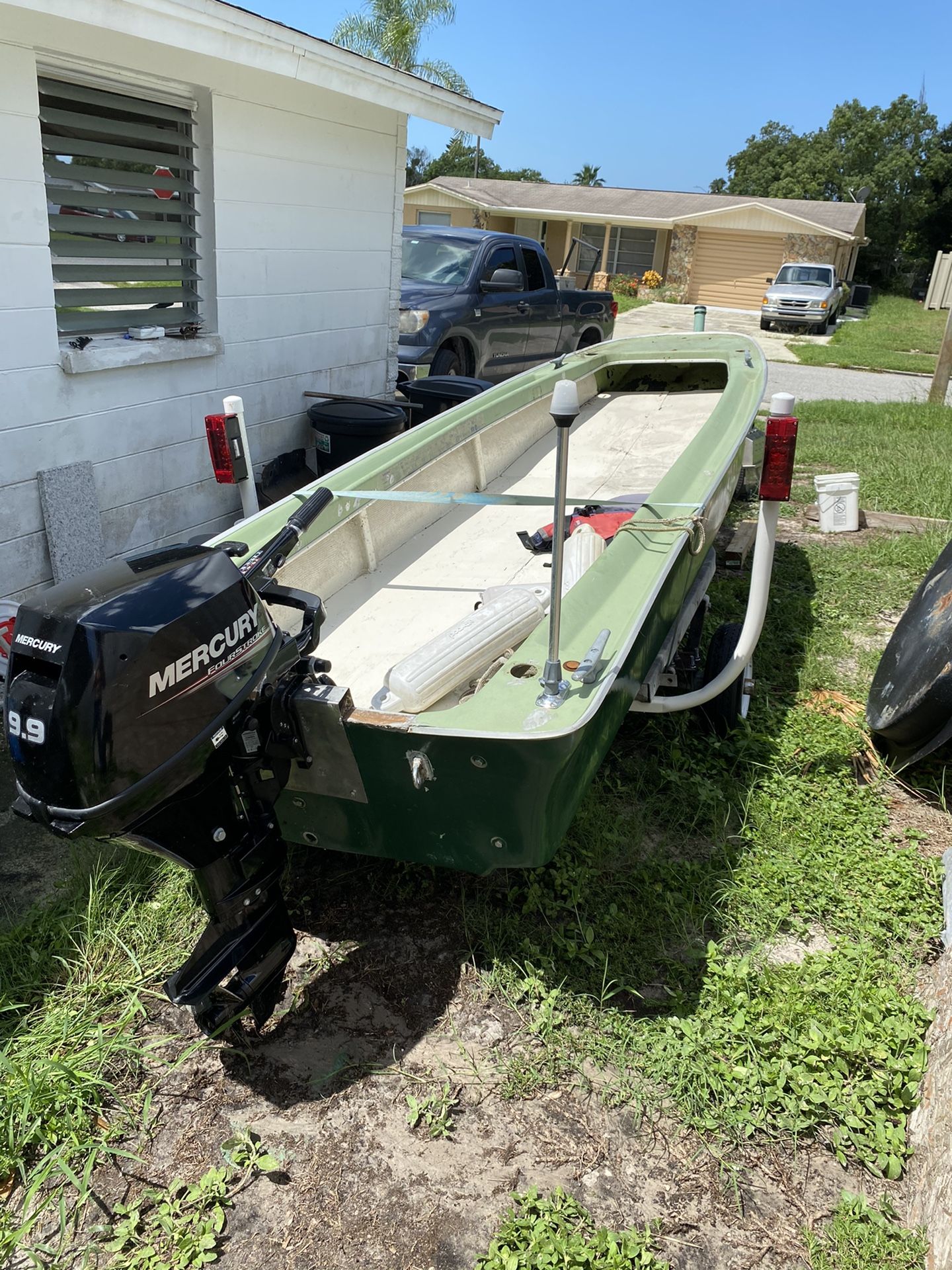 14ft fiberglass jon boat for Sale in NW PRT RCHY, FL OfferUp
