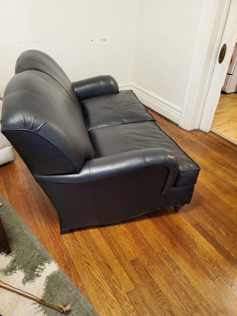 Acquisitions By Henredon Black Leather Couch
