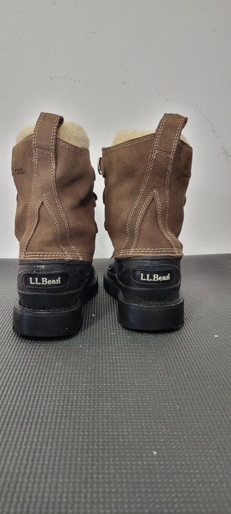 Womens Size 7 L.L. Bean Snow Boots