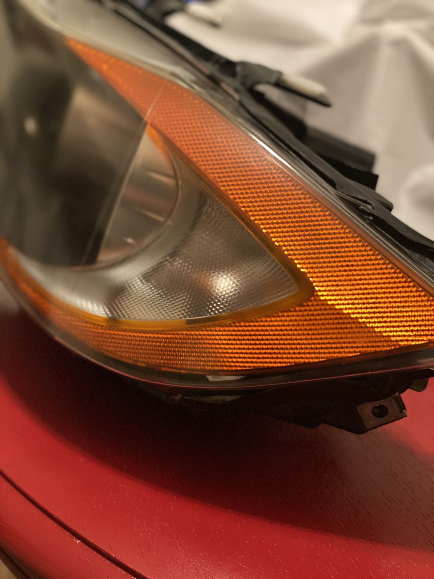 BMW E90 325i 328i 330i left headlight halogen OEM Valeo 6942725-07 W/ Ballast