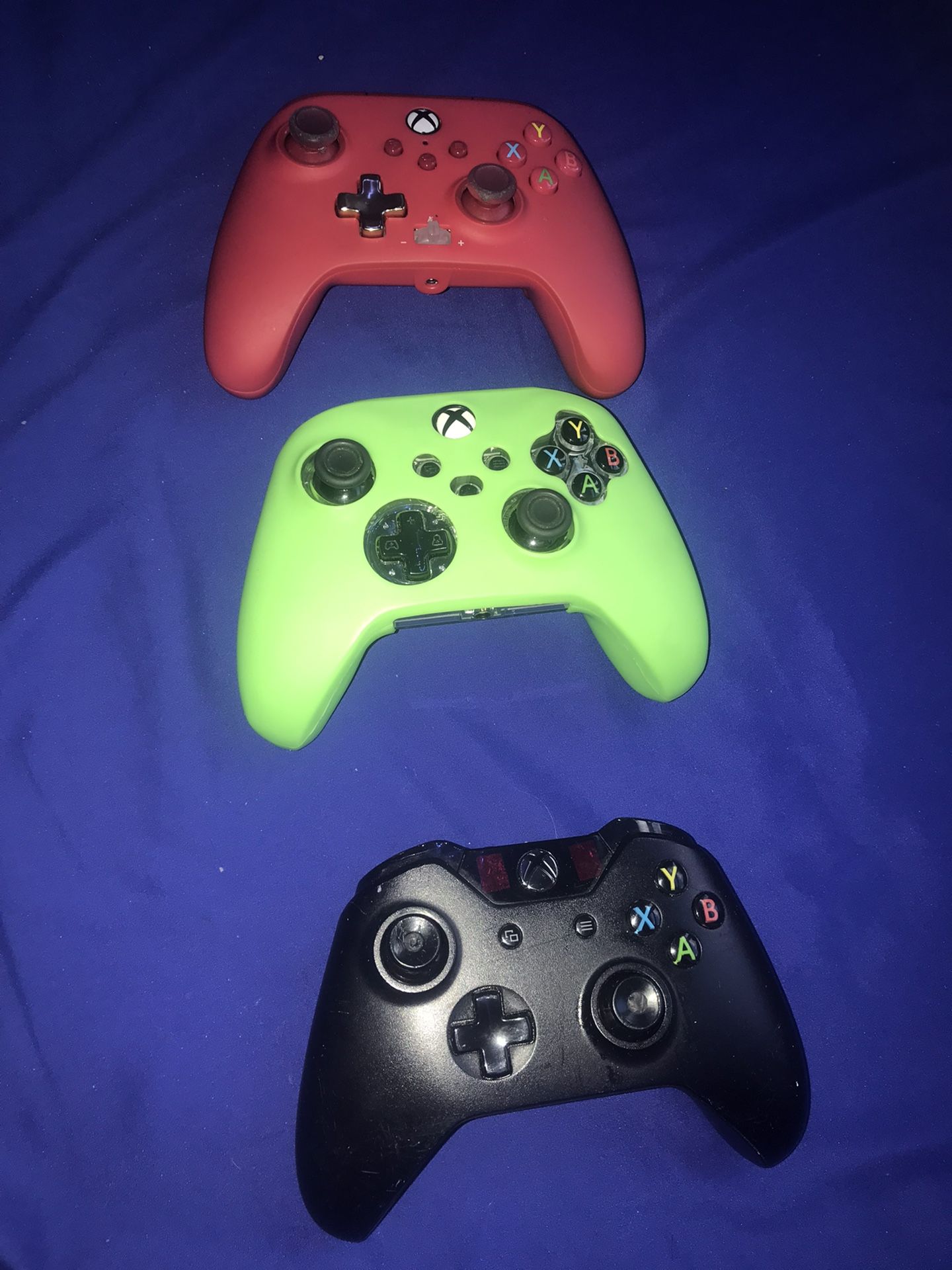 Xbox One (black)