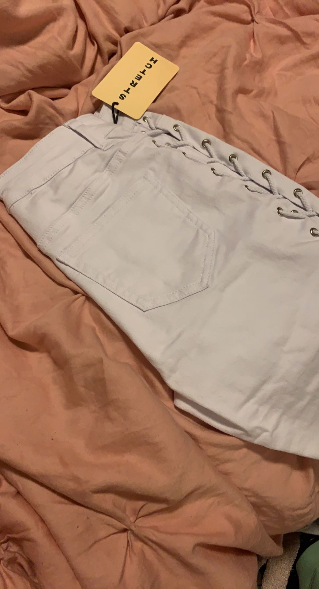 Lace Up Bermuda Shorts Small