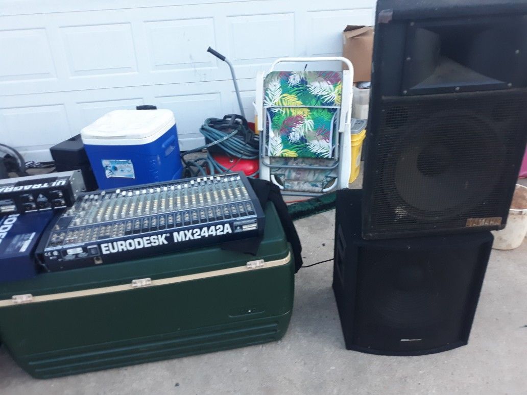 MUST SELL MAKE OFFER