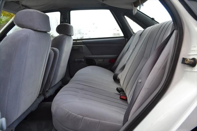 1993 Ford Taurus
