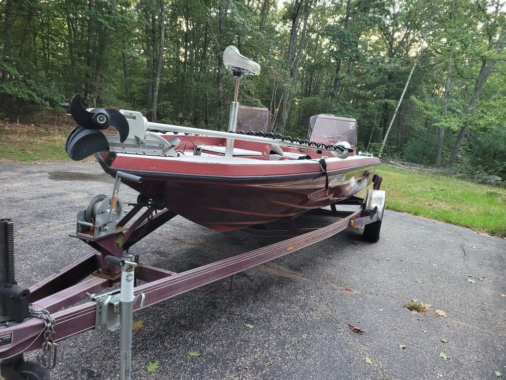 Fishing Boat 89 Champion