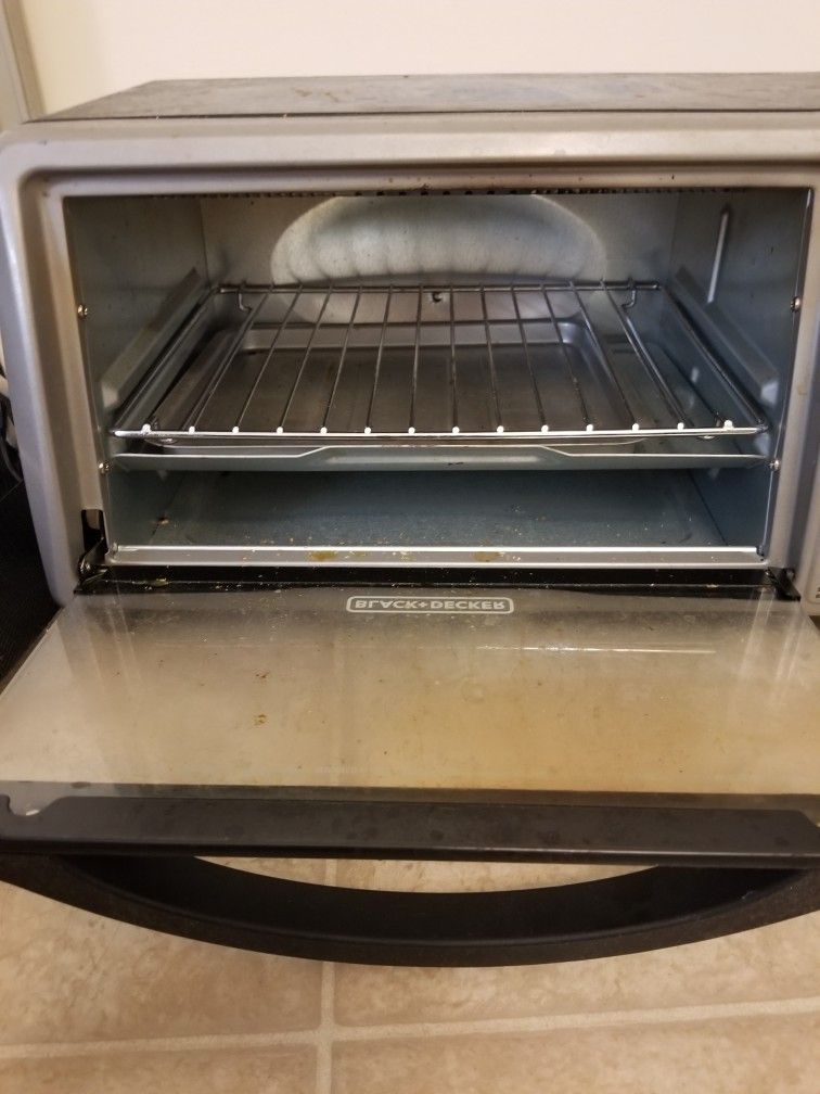 Toaster Oven Black + Decker