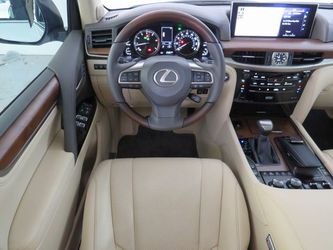 2021 Lexus LX Thumbnail