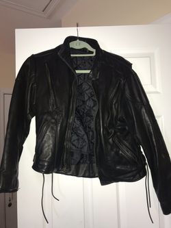 Women’s petite leather motorcycle jacket Thumbnail