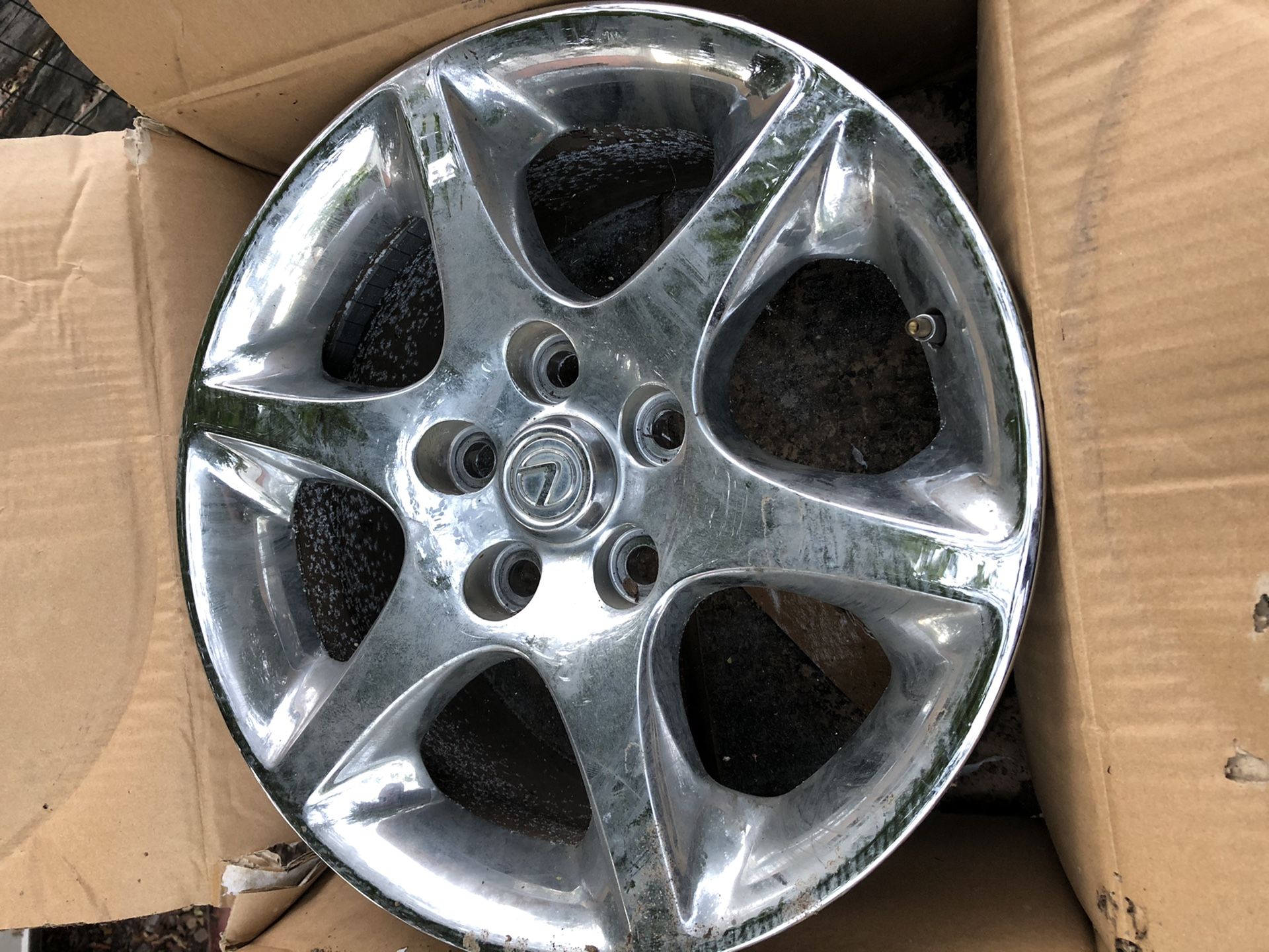 Wheels (rims) set of 4 off a 2004 Lexus GS300