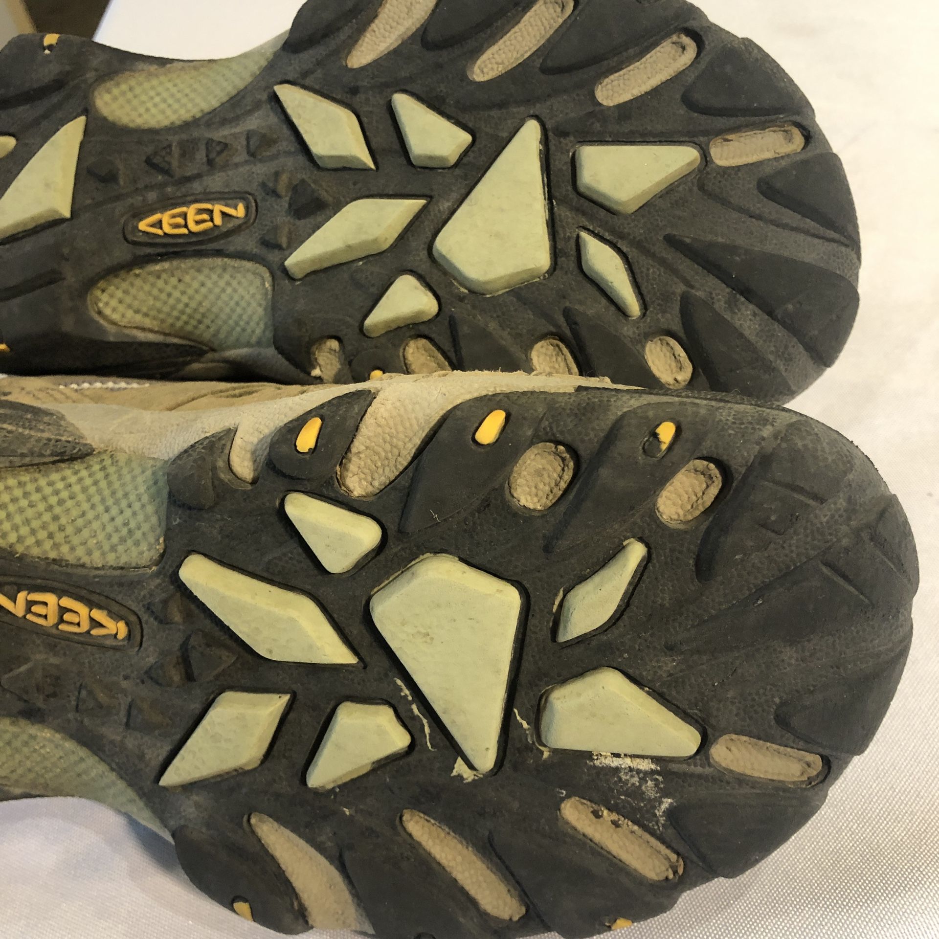 KEEN Women’s Voyageur Brown Leather Hiking Trail Shoes Boots Size 8 1004270