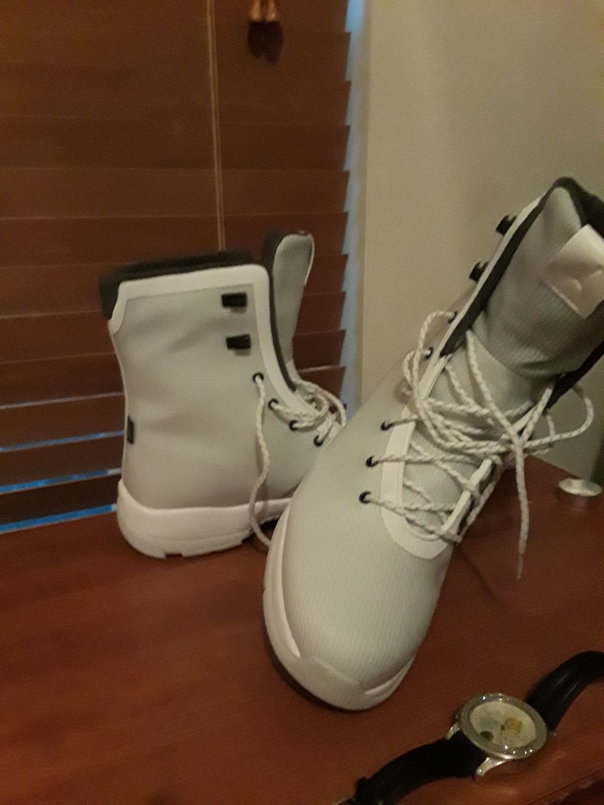 Authentic Jordan glossier boot
