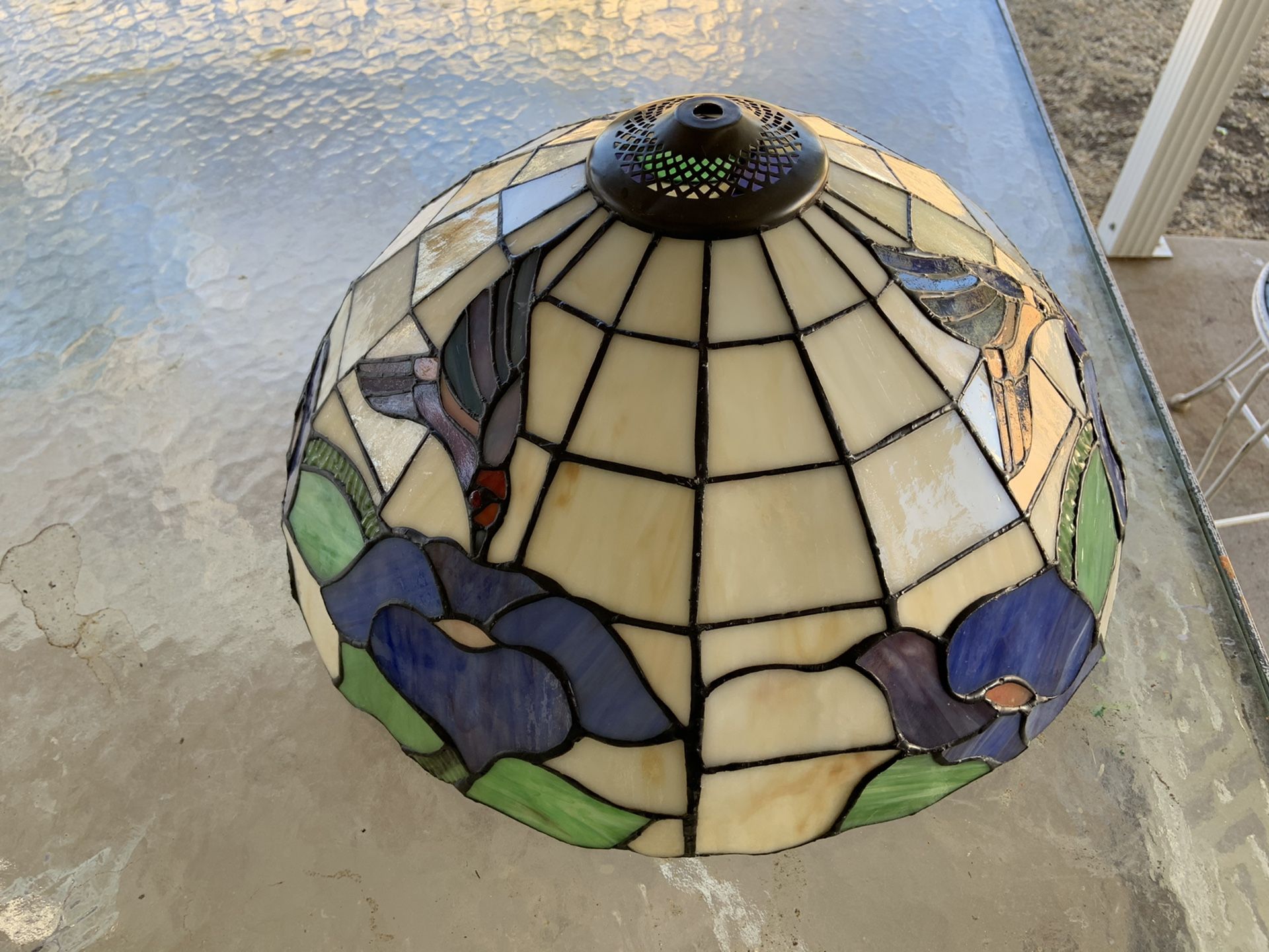 Stained glass hanging light