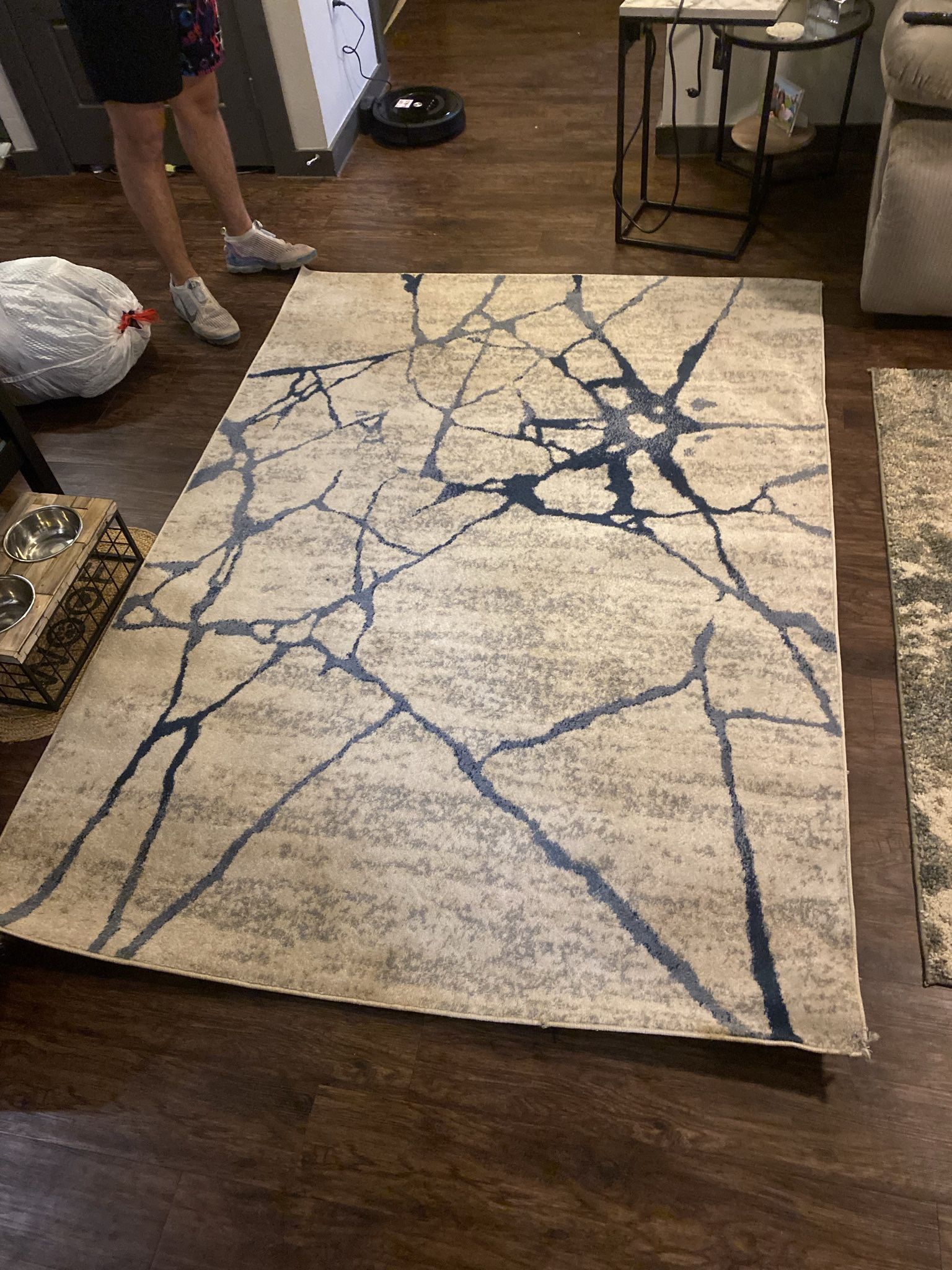 Home goods Calvin Klein Rug for Sale in Norman, OK OfferUp