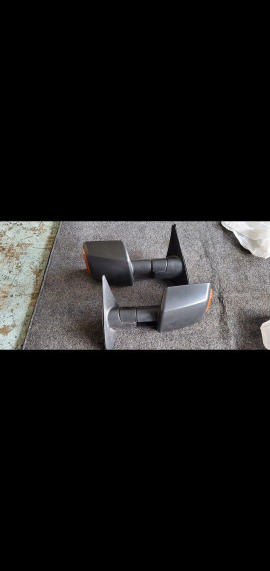 Towing Mirrors Heated LED Signal Lights
07/13 Tundra