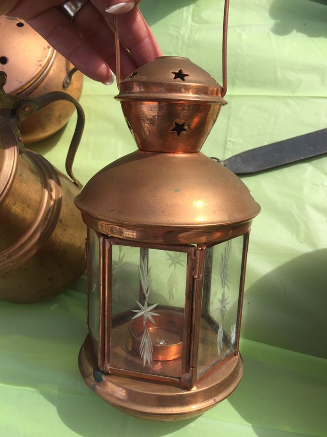 Home decor 8 pieces. Has normal wear .. like any copper material.