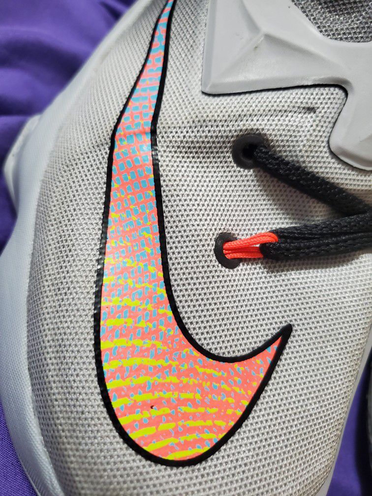  Nike lebron james 13th 2015s. basketball shoes 
