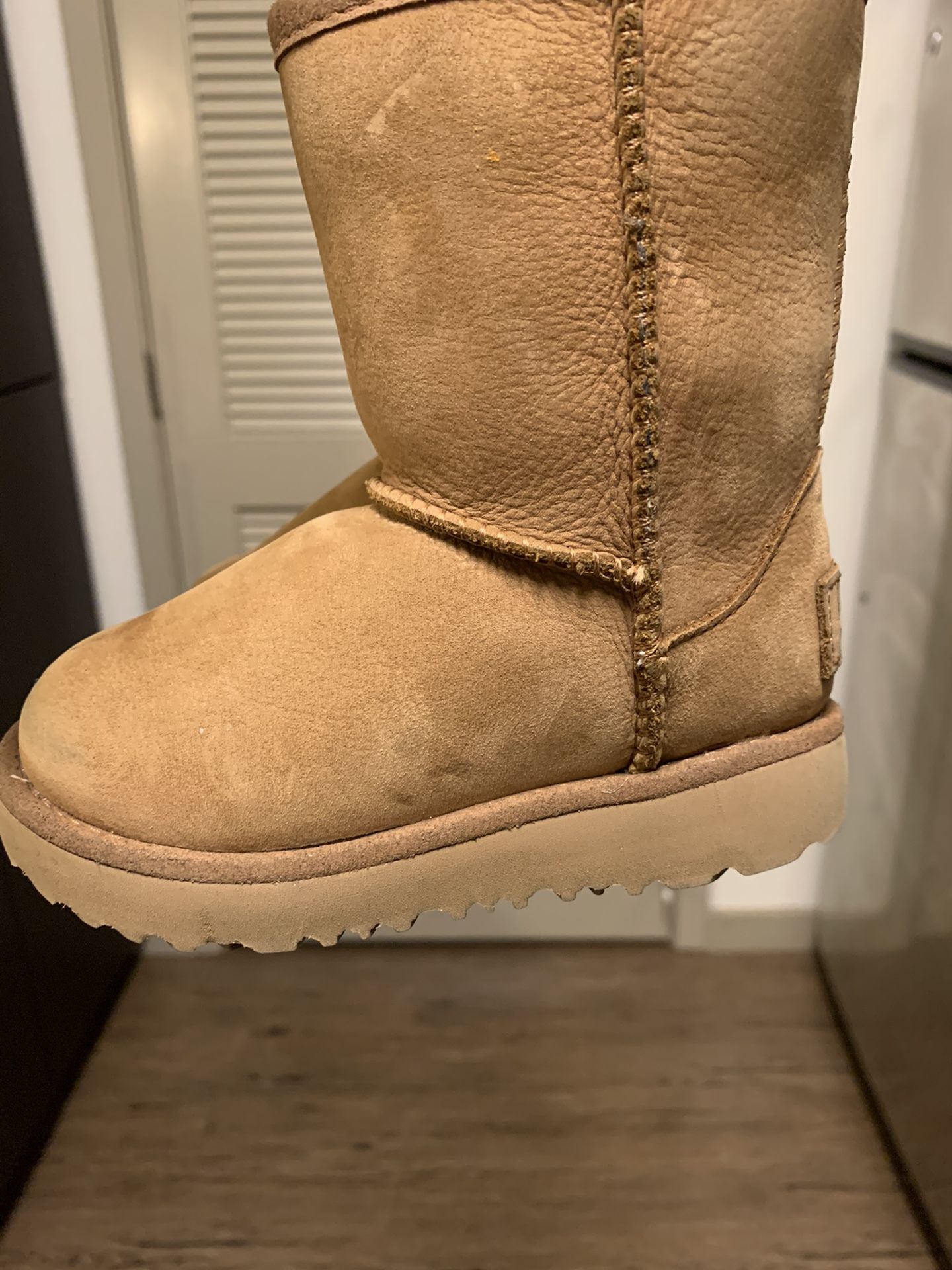 Toddler Ugg boots size 7